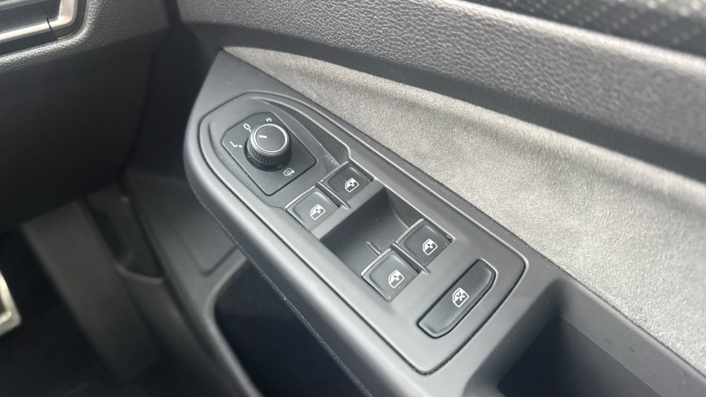 Volkswagen Golf 1.5 TSI 150 R-Line 5dr Petrol Hatchback